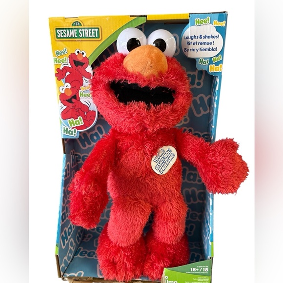 Nwt Sesame Street Elmo Plush laughs and shakes! - Picture 1 of 1